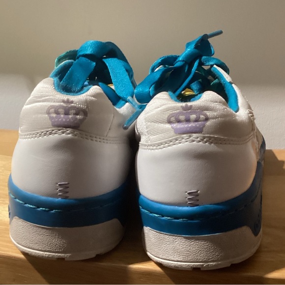 Adidas x. Missy Elliot respect me sneakers. Size 9.5 - Picture 2 of 6